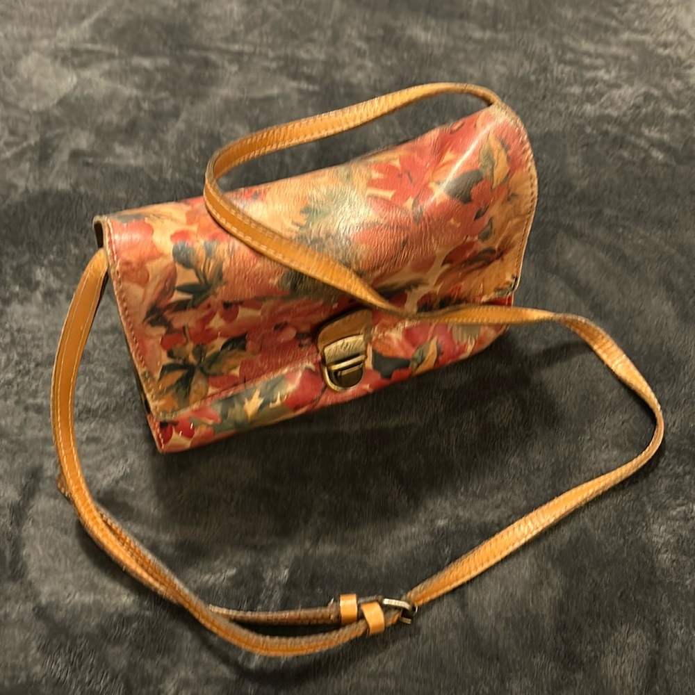 Patricia Nash Red and Tan Floral Crossbody Bag